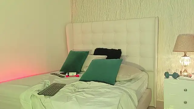 Snapshot of Luisa0110 chatting on 01-31-26, 07:11 Luisa0110 online show from 01-31-26, 07:11