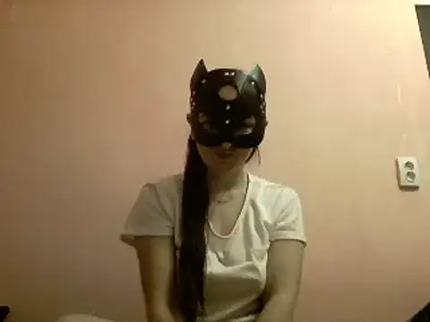 Snapshot of MaxWellas6 chatting on 12-16-24, 07:10 MaxWellas6 online show from 12-16-24, 07:10