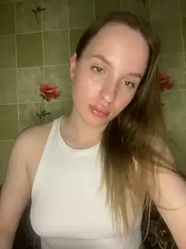 Snapshot of EdnaBradley chatting on 03-22-25, 09:31 EdnaBradley online show from 03-22-25, 09:31