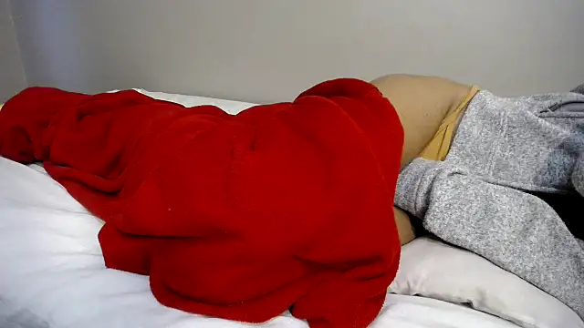 Snapshot of Carameldip chatting on 03-16-25, 04:30 Carameldip online show from 03-16-25, 04:30