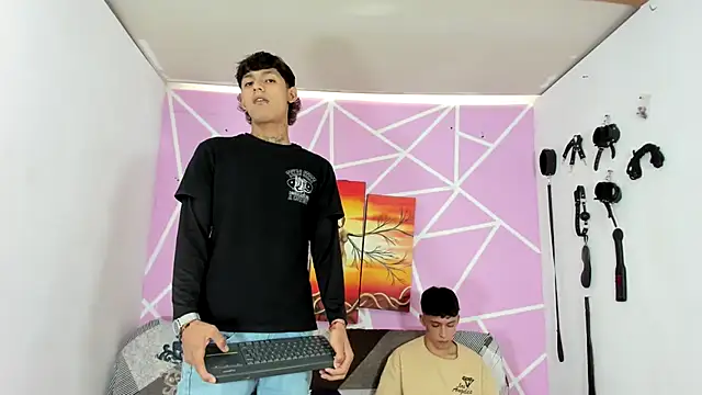 Fresahot2005 online show from 01-27-25, 07:13