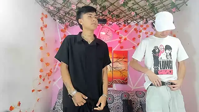 Fresahot2005 online show from 11-23-25, 02:17