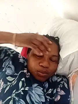 Snapshot of Bustyslave48 chatting on 11-27-25, 07:10 Bustyslave48 online show from 11-27-25, 07:10