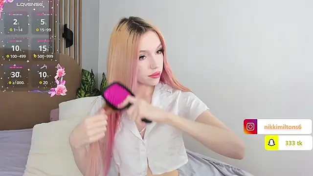 NikkiMiltons online show from 12-18-24, 01:34