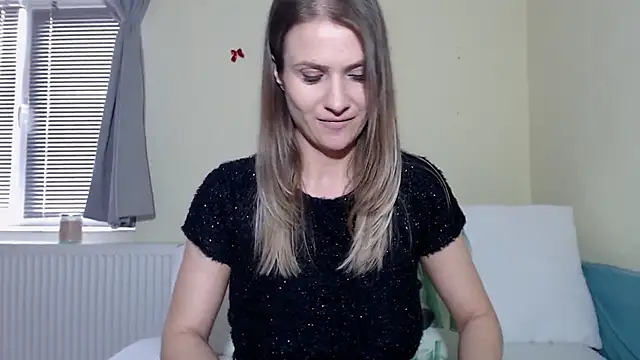 Snapshot of NattyReturn chatting on 03-17-25, 07:57 NattyReturn online show from 03-17-25, 07:57