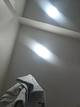 Snapshot of erinSmiles chatting on 11-09-25, 08:45 erinSmiles online show from 11-09-25, 08:45