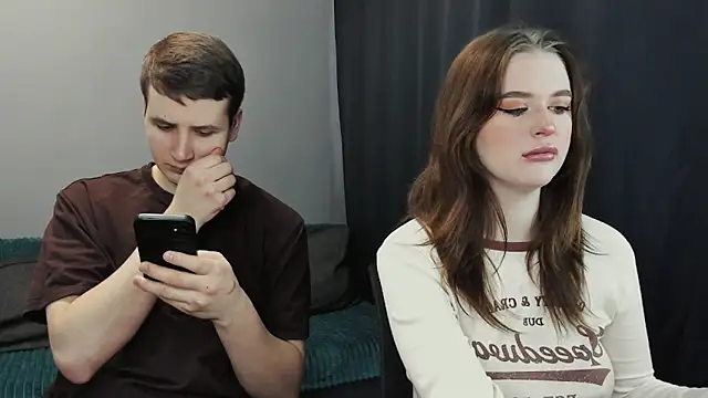 Snapshot of Pinku_kitsune chatting on 03-06-25, 10:30 Pinku kitsune online show from 03-06-25, 10:30