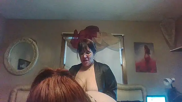 Snapshot of nora_lane chatting on 01-17-25, 03:32 nora lane online show from 01-17-25, 03:32