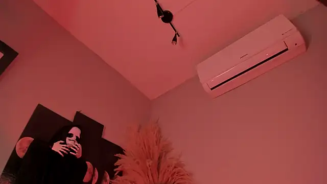 ALICEPOIXXXON online show from 10-15-25, 12:44