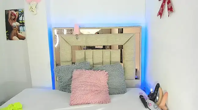 melody bonnet online show from 02-06-25, 07:45