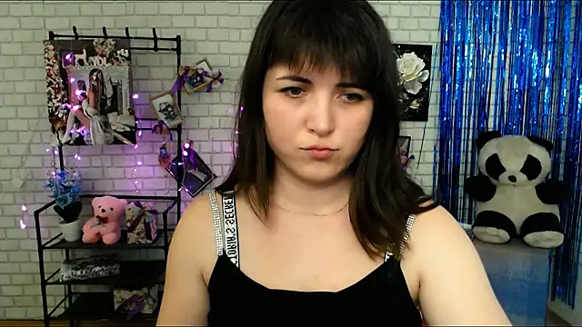 Darina M  online show from 02-05-25, 11:55