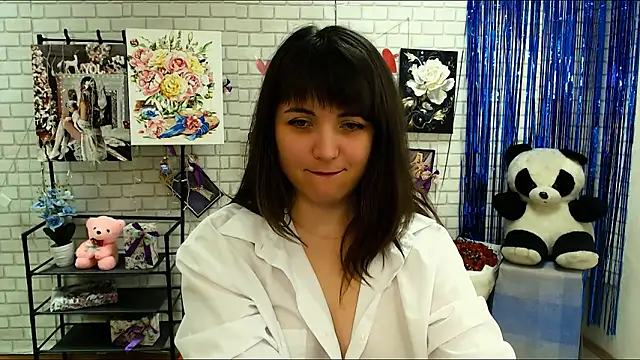 Darina M  online show from 02-17-25, 01:32