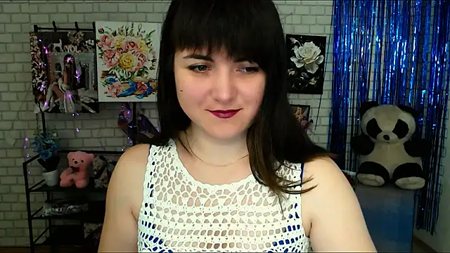 Darina M  online show from 02-22-25, 05:44