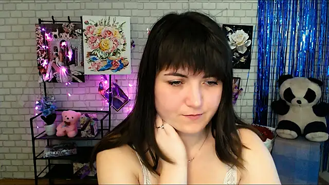 Darina M  online show from 02-25-25, 08:25