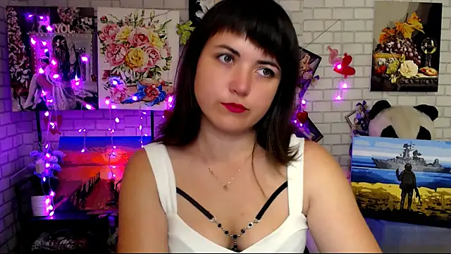 Darina M  online show from 09-26-25, 04:49