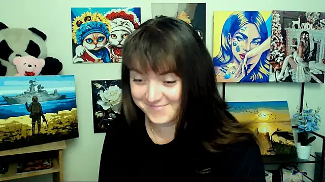 Snapshot of Darina_M_ chatting on 06-24-26, 04:33 Darina M online show from 06-24-26, 04:33