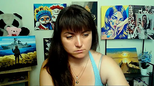 Snapshot of Darina_M_ chatting on 06-25-26, 05:12 Darina M online show from 06-25-26, 05:12