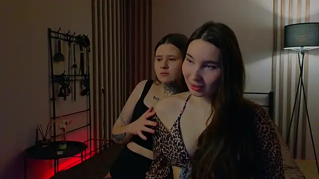 Snapshot of domDani_subMay chatting on 03-03-25, 03:52 domDani subMay online show from 03-03-25, 03:52