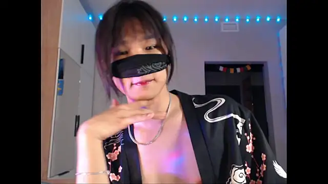 Snapshot of yukitori_2 chatting on 02-12-25, 07:44 yukitori 2 online show from 02-12-25, 07:44