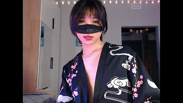 Snapshot of yukitori_2 chatting on 03-15-25, 10:24 yukitori 2 online show from 03-15-25, 10:24