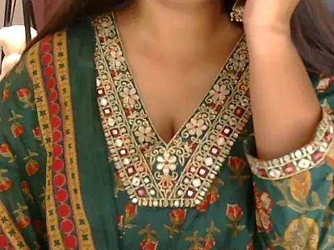 sanam rose online show from 10-21-25, 02:18