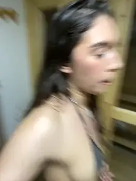 Barbielatinas online show from 10-26-25, 04:18