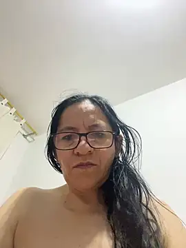 Snapshot of Freya_Artemisa chatting on 12-18-24, 08:47 Freya Artemisa online show from 12-18-24, 08:47