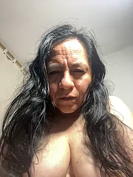 Snapshot of Freya_Artemisa chatting on 02-13-25, 03:18 Freya Artemisa online show from 02-13-25, 03:18