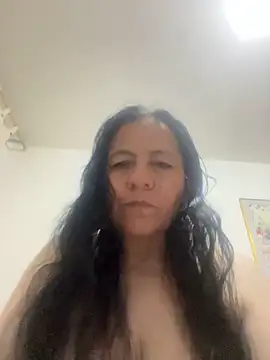 Snapshot of Freya_Artemisa chatting on 02-17-25, 02:53 Freya Artemisa online show from 02-17-25, 02:53