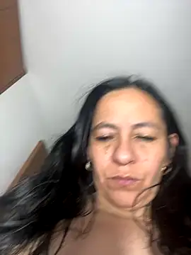 Snapshot of Freya_Artemisa chatting on 09-15-25, 05:13 Freya Artemisa online show from 09-15-25, 05:13