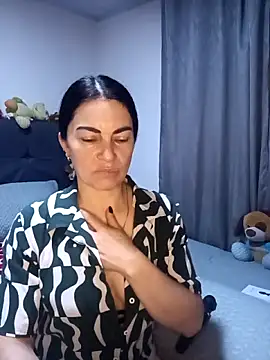 renata hot1 online show from 04-21-26, 02:51