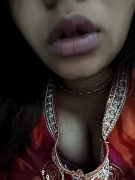 Snapshot of Rani_Desai69 chatting on 02-27-26, 02:33 Rani Desai69 online show from 02-27-26, 02:33