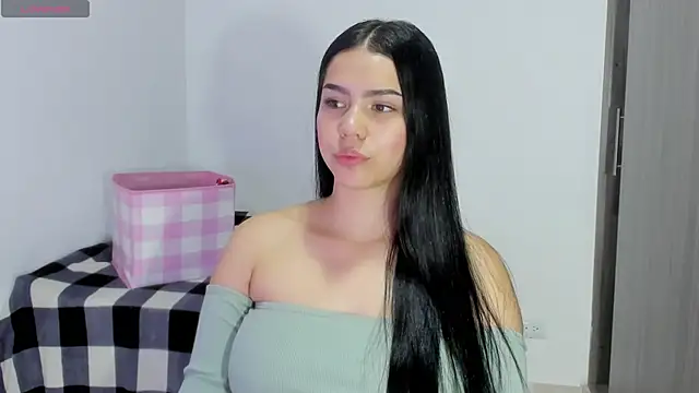 Natasha su  online show from 01-18-25, 03:09