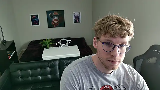Snapshot of BlueEyedTallGuy94 chatting on 03-26-26, 10:59 BlueEyedTallGuy94 online show from 03-26-26, 10:59