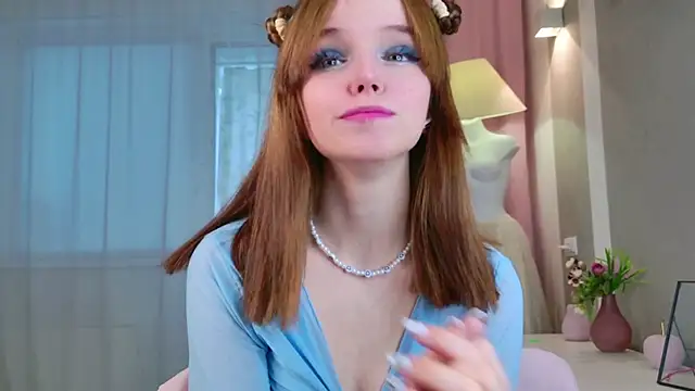 b4by LoL1 online show from 10-11-25, 06:56