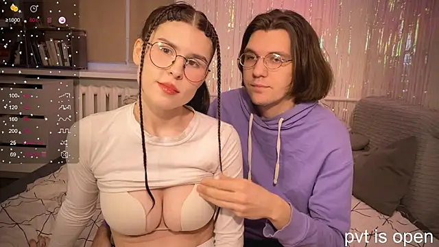 Snapshot of passiondesire_ chatting on 03-04-26, 03:40 passiondesire online show from 03-04-26, 03:40