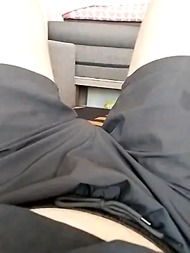 Grig1982 online show from 09-11-25, 02:06