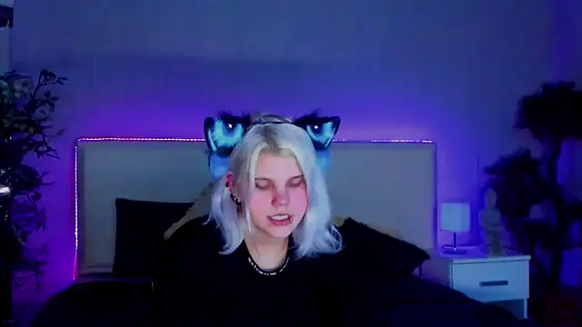 JoannLowe online show from 01-23-25, 12:14