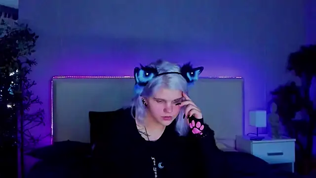 JoannLowe online show from 02-01-25, 12:18