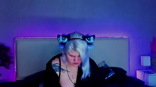 JoannLowe online show from 02-19-25, 08:10