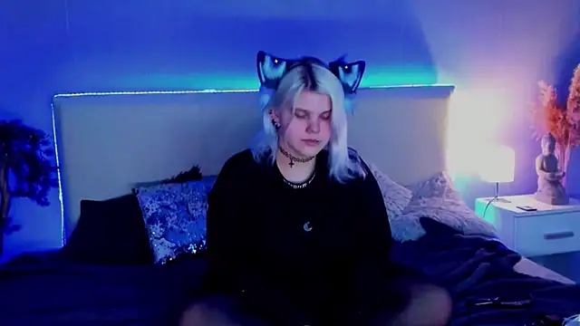 JoannLowe online show from 03-11-25, 11:26