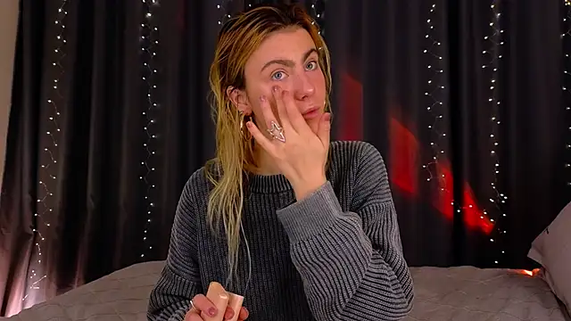 tomorrows day online show from 04-12-26, 09:42