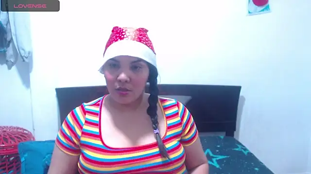 Snapshot of sinay024 chatting on 12-24-24, 04:00 sinay024 online show from 12-24-24, 04:00