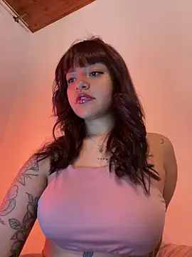 Snapshot of Ashley_Chriss chatting on 12-29-24, 01:13 Ashley Chriss online show from 12-29-24, 01:13