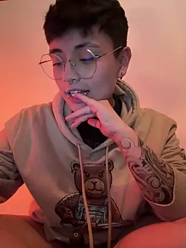 Snapshot of Ashley_Chriss chatting on 01-24-25, 07:41 Ashley Chriss online show from 01-24-25, 07:41