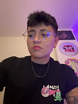 Snapshot of Ashley_Chriss chatting on 02-07-25, 01:36 Ashley Chriss online show from 02-07-25, 01:36