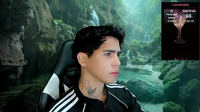 Snapshot of Tayson_Rivers chatting on 02-19-26, 12:06 Tayson Rivers online show from 02-19-26, 12:06