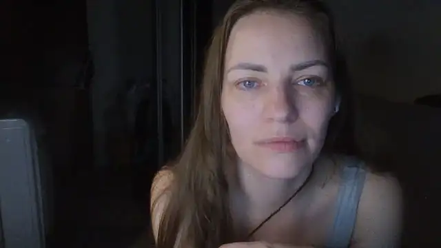 Snapshot of AnnaDiamond1 chatting on 06-03-26, 08:47 AnnaDiamond1 online show from 06-03-26, 08:47