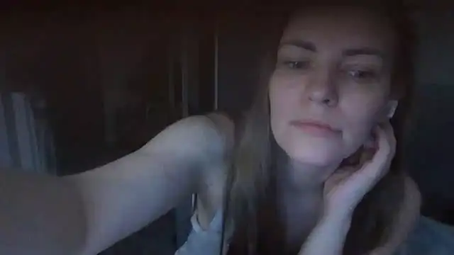 AnnaDiamond1 online show from 06-23-26, 01:53