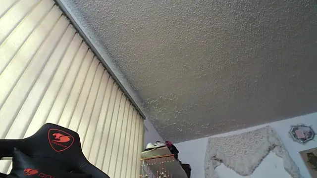 Siriss boyrag online show from 03-19-25, 09:48